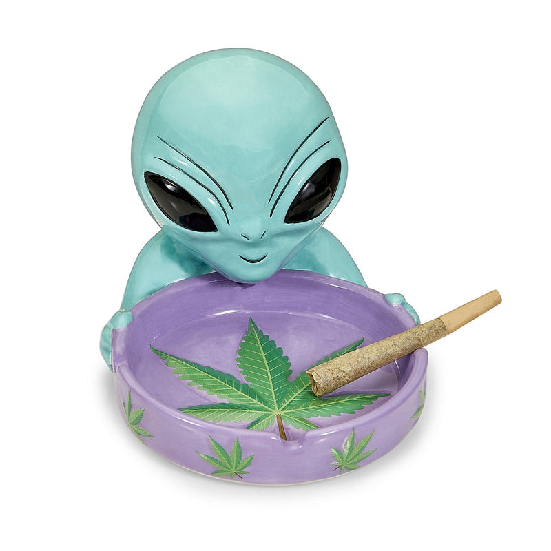 alien ashtray - Headshop.com