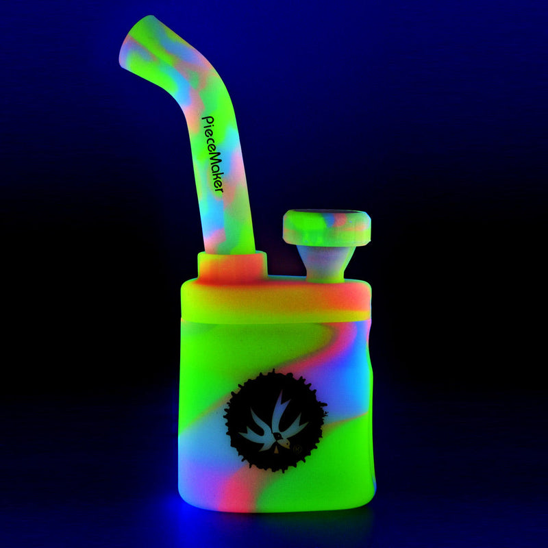 Piecemaker Klutch Silicone Water Pipe - 7" / Colors Vary - Headshop.com