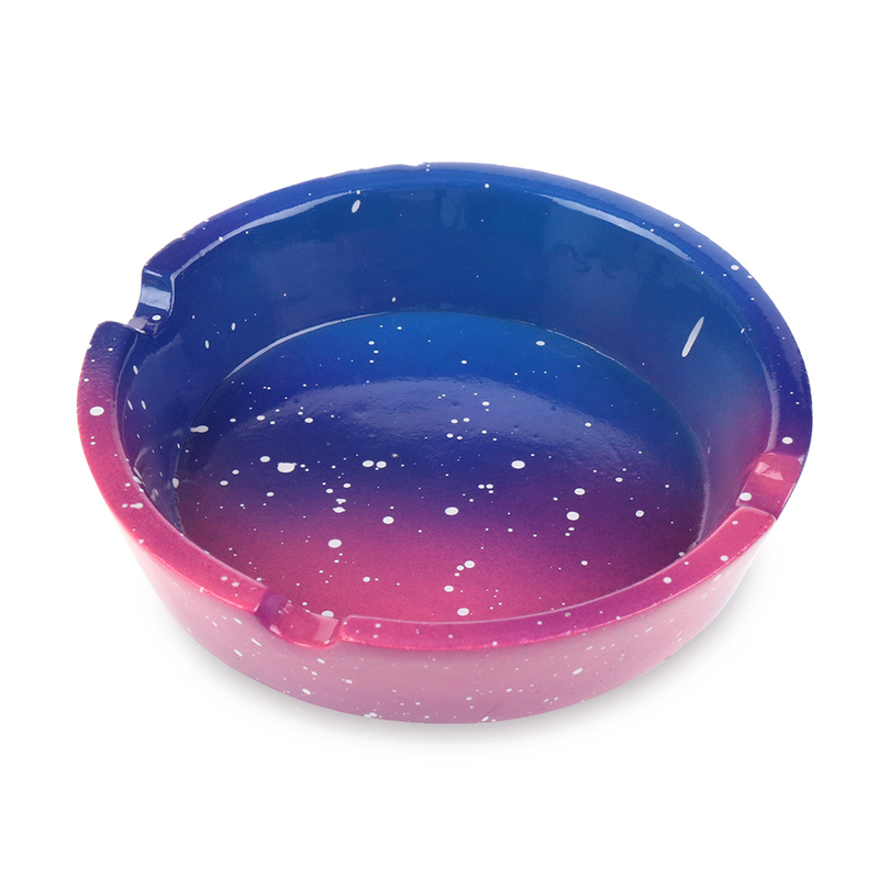 Fantasy Ashtrays - Headshop.com