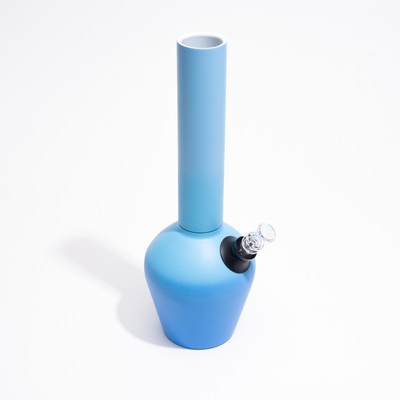 Chill - Limited Edition - Blue Ombre Bong - Headshop.com