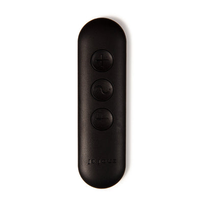 Je Joue Vesta Vibrating Butt Plug Black