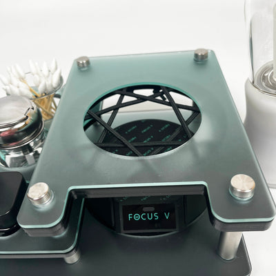 Focus V Carta 2 Rig Station Dab Session Organizer and Cleaning Tray That Holds the Charging Dock With ISO Pump and Swab Beaker - Headshop.com